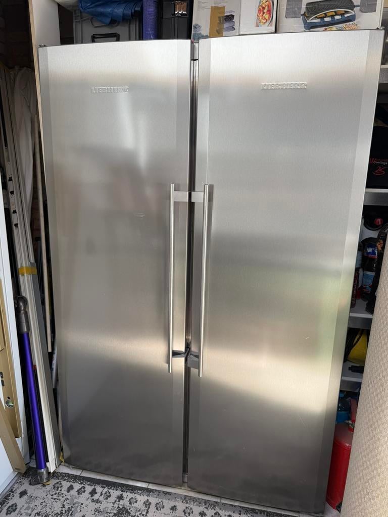 Liebherr side by side. Rvs. Met ijsblokjesmachine, Witgoed en Apparatuur, Koelkasten en IJskasten, Ophalen, Gebruikt, 200 liter of meer