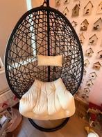 Hangstoel eivorm zwart met kussens, Huis en Inrichting, Stoelen, Ophalen, Zo goed als nieuw, Zwart, Eén