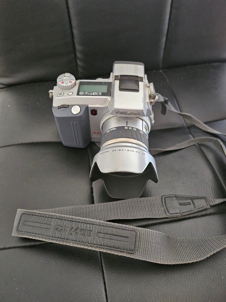 Minolta DiMAGE 7 digitale camera, Ophalen