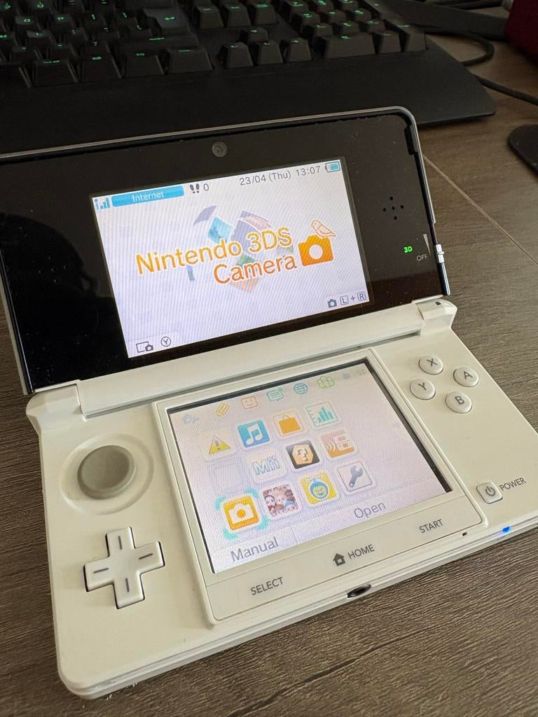 Nintendo 3DS - Wit - Goede staat, Ophalen of Verzenden, Zo goed als nieuw, Wit, 3DS