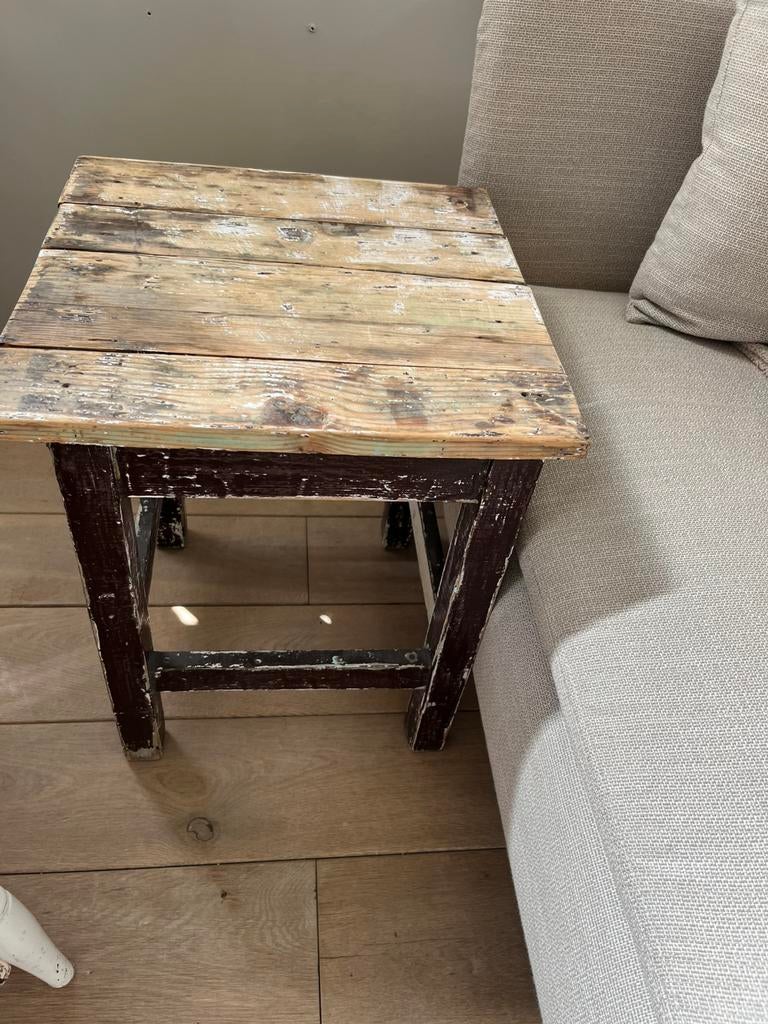 Brocante Houten Krukje, Minder dan 55 cm, Zo goed als nieuw, Rechthoekig, Ophalen