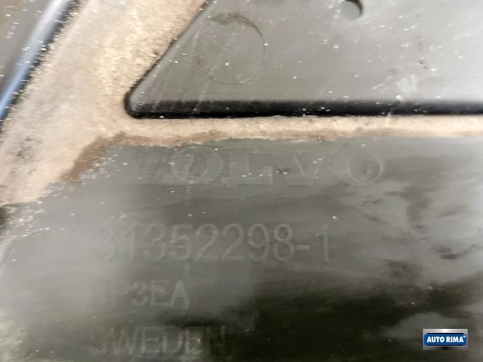 Spoiler voorbumper van een Volvo V60, Gebruikt, -, -, Ophalen of Verzenden