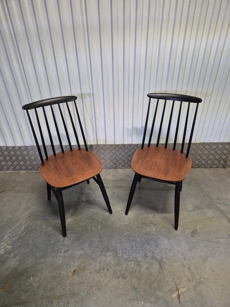 2 vintage pastoe tapiovaara spijlen stoelen, Huis en Inrichting, Stoelen, Ophalen, Gebruikt, Bruin, Hout