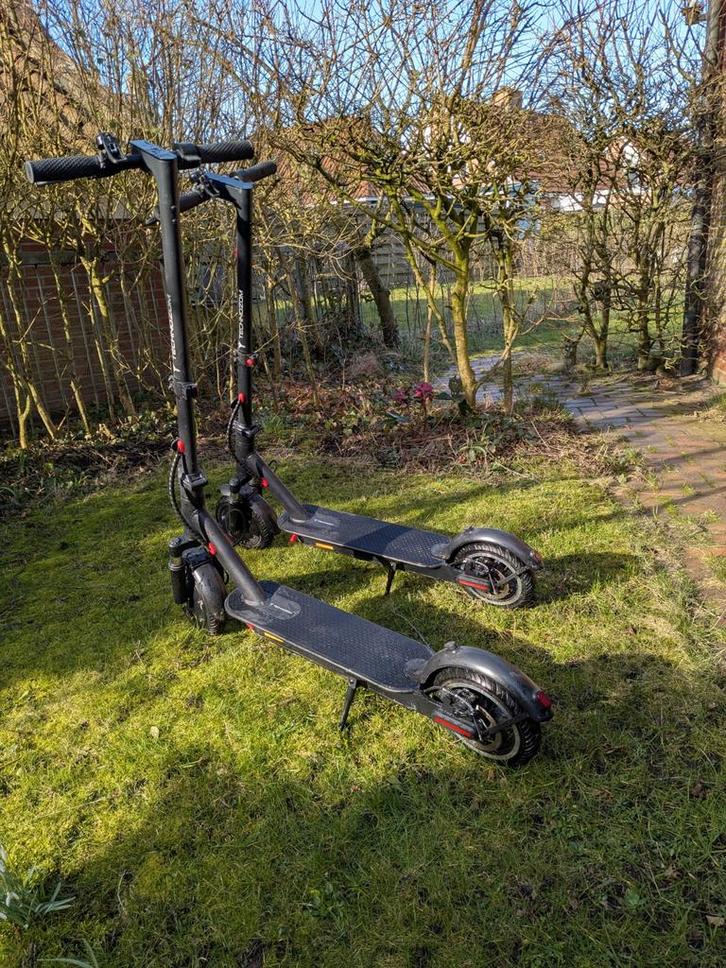 2 Elektrische Steps TechnoGo Plus, nauwelijks gebruikt., Fietsen en Brommers, Steps, Zo goed als nieuw, Elektrische step (E-scooter)