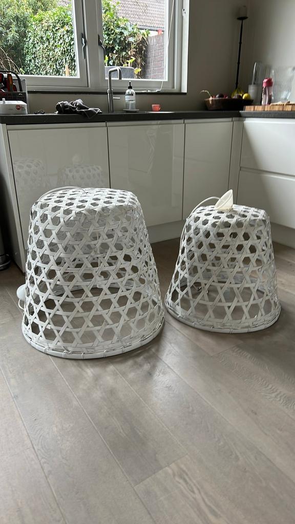 Twee hanglampen, 60 en 70cm diameter, Ophalen, Gebruikt, Overige materialen, 50 tot 75 cm