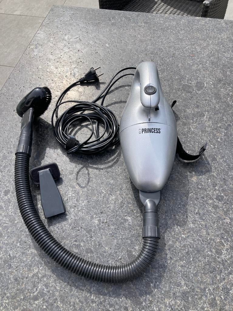 Princess Turbo Tiger Compact Stofzuiger 600W, Gebruikt, Stofzuiger, Ophalen of Verzenden, Minder dan 1200 watt