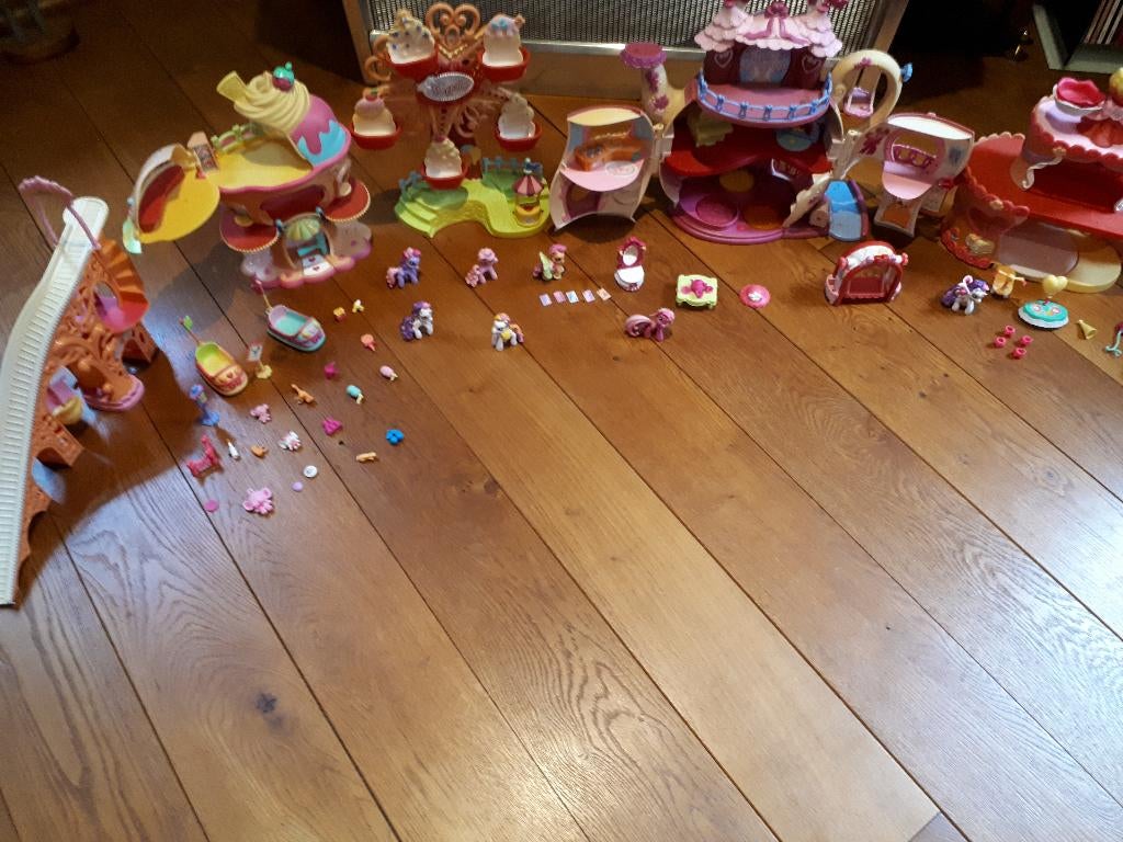 heel veel mini little pony, Ophalen, Zo goed als nieuw