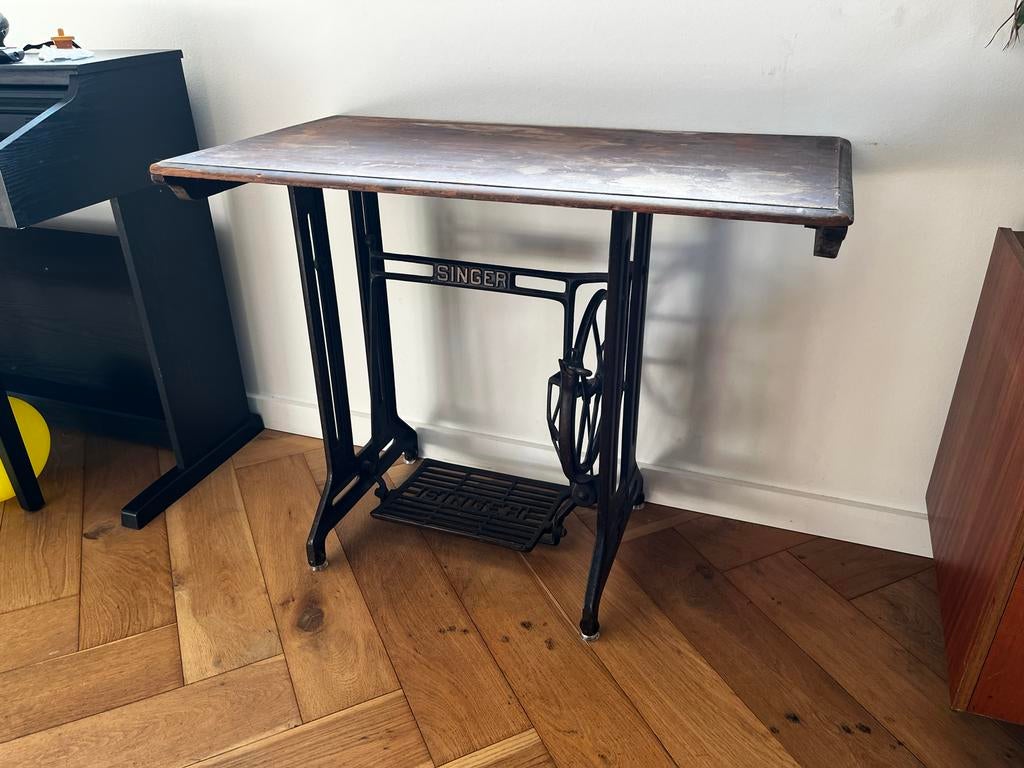 Antieke Singer Naaitafel - Decoratief en Functioneel, Antiek en Kunst, Antiek | Naaimachines, Ophalen