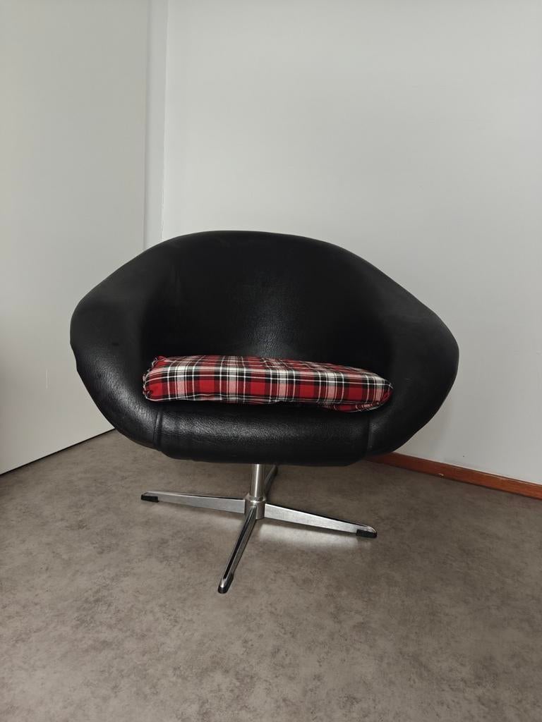 Vintage Kuipfauteuil Cocktailstoel Jaren '60/'70 Space Age, Ophalen