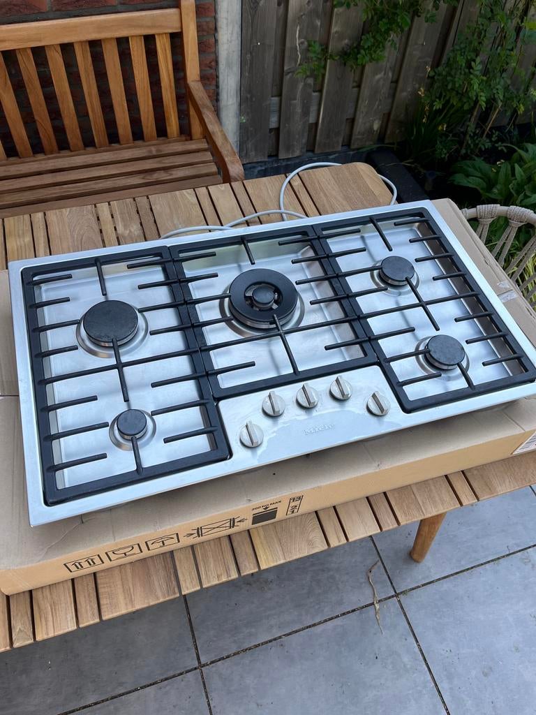 MIELE gaskookplaat 5-pits, Witgoed en Apparatuur, Kookplaten, Ophalen, Zo goed als nieuw, Inbouw, Gas