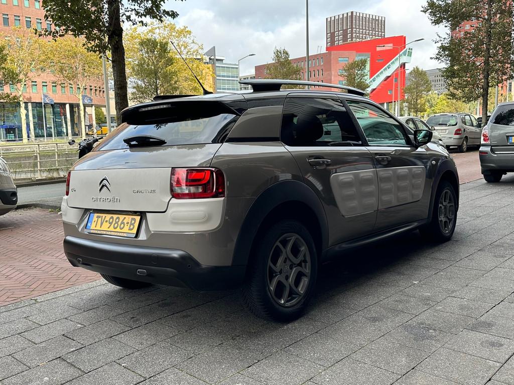 Citroen C4 Cactus 1.2 PureTech Shine Navi Camera Pano, Auto's, Voorwielaandrijving, Euro 5, Stof, Gebruikt