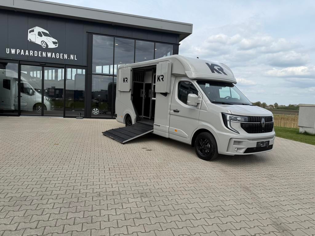 Nieuwe Renault KRISMAR 4 ton BPM vrij! Automaat, Dieren en Toebehoren, Paarden en Pony's | Trailers en Aanhangwagens, Ophalen