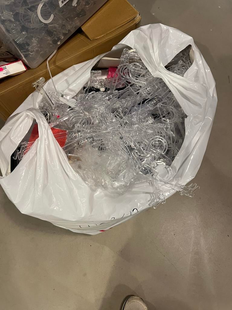 Tas vol lingerie hangers, Kleding | Dames, Ophalen of Verzenden, Overige kleuren