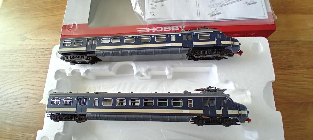 Benelux treinstel PIKO, Treinset, Gelijkstroom, Analoog, Nieuw