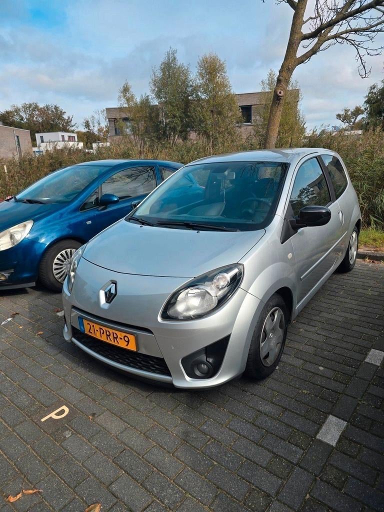 Renault Twingo 1.2 16V 2011 Grijs, 839 kg, Twingo, 74 pk, 4 cilinders