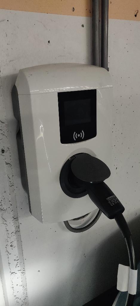 laadpaal met 2 laadpassen, Ophalen of Verzenden, Zo goed als nieuw, Laadpaal