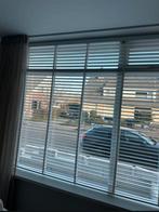 Witte jaloezieën gratis, alleen de kleine is nog beschikbaar, Ophalen, Gebruikt, Wit, 200 cm of meer