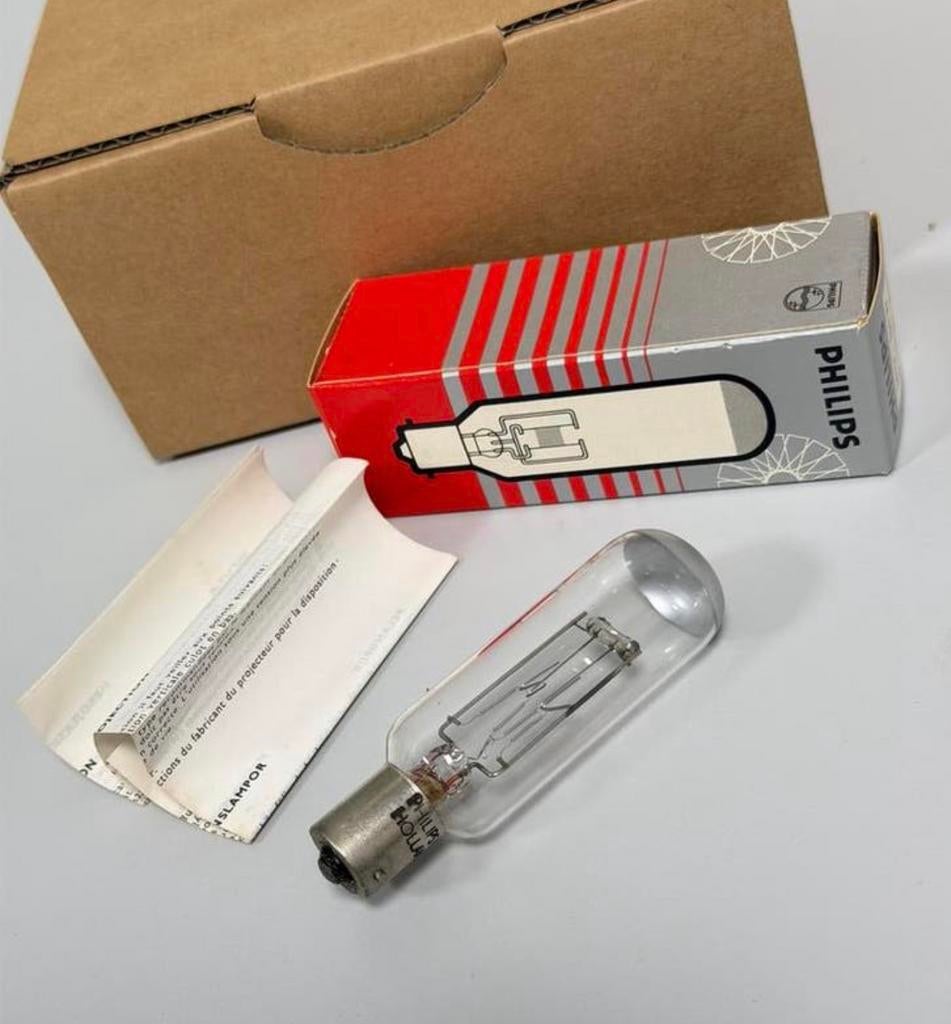 Philips projectorlamp 1314IN B15s 150W 240V NOS gloeilamp, Verzamelen, Ophalen of Verzenden, H, H, H