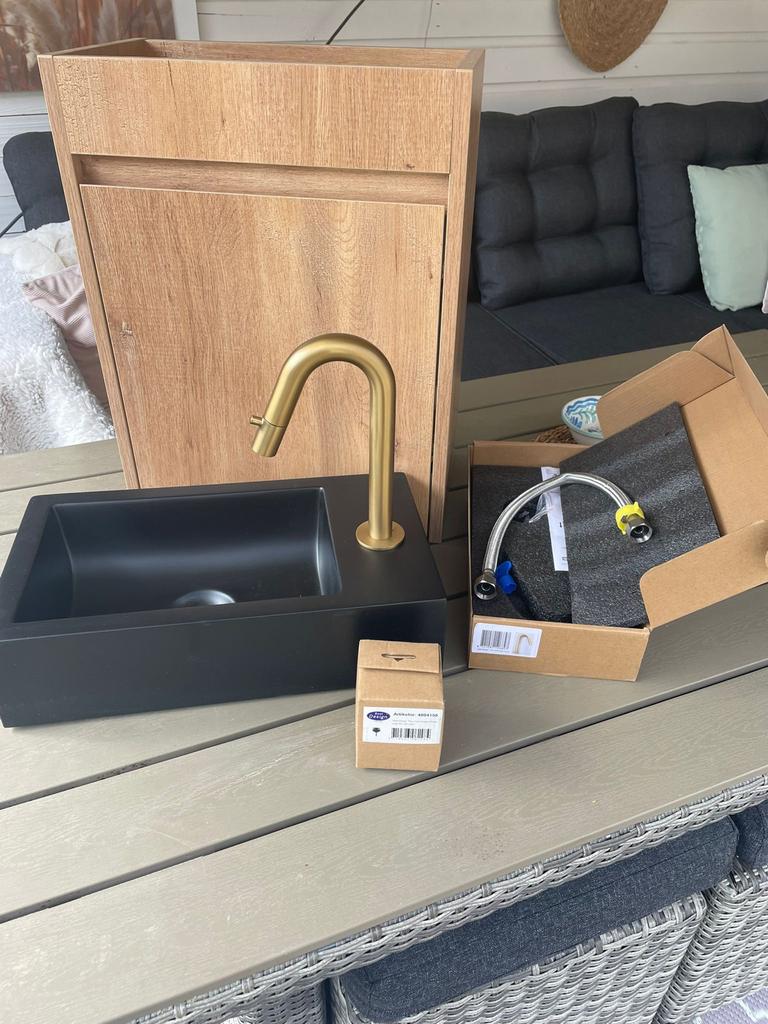 Nieuw Toilet/Badkamerkastje met Luxe Kraan en Wasbak, Ophalen, Minder dan 50 cm, Nieuw, Minder dan 25 cm