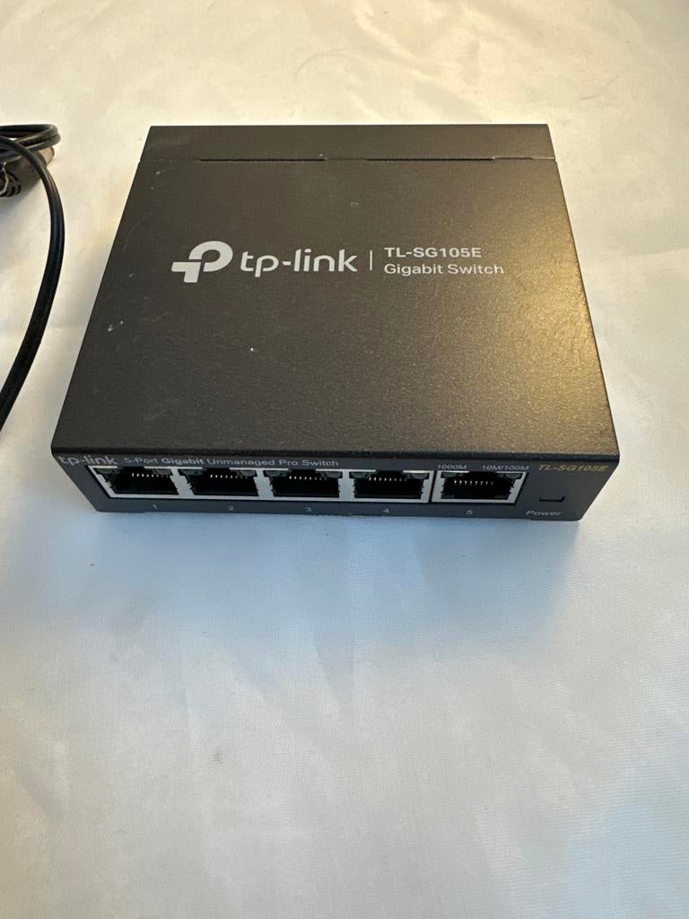 TP-Link TL-SG105E 5-Poorts Gigabit Unmanaged Pro Switch, Ophalen of Verzenden, Zo goed als nieuw