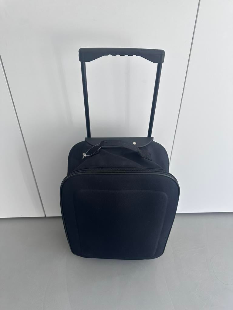 Nieuwe kleine trolly voor in de vliegtuig, Hard kunststof, Minder dan 50 cm, Ophalen of Verzenden, Zo goed als nieuw