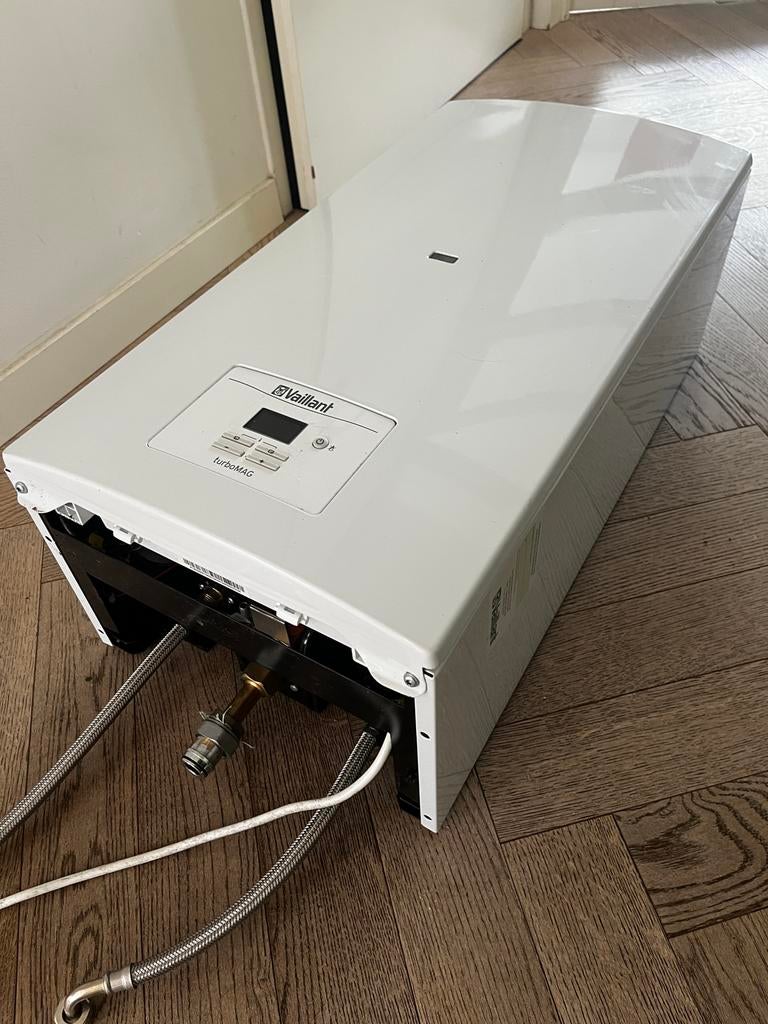 Vaillant Turbo Mag 145-1 Douche Geiser - Direct Warm Water, Doe-het-zelf en Verbouw, Ophalen, Gebruikt, Geiser, Minder dan 20 liter