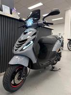 Piaggio Zip Brom SP Nardo Grey E4 45KM BJ 2020 Full Option, Ophalen, Maximaal 45 km/u, Zip, Zo goed als nieuw