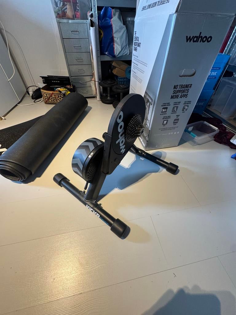 Wahoo Kickr Core fietstrainer met mat, Sport en Fitness, Wielrennen, Ophalen, Zo goed als nieuw, Overige typen