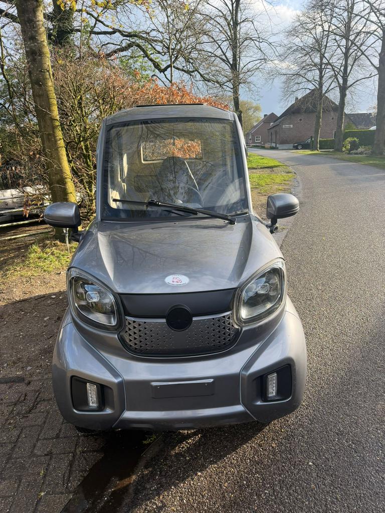 Splinternieuwe luxe overdekte scootmobiel met garantie, Diversen, Ophalen of Verzenden, Zo goed als nieuw, 46 km of meer, 16 km/u of meer