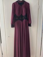Nette paarse avondjurk met zwarte details, Maat 38/40 (M), Galajurk, Paars, Ophalen of Verzenden
