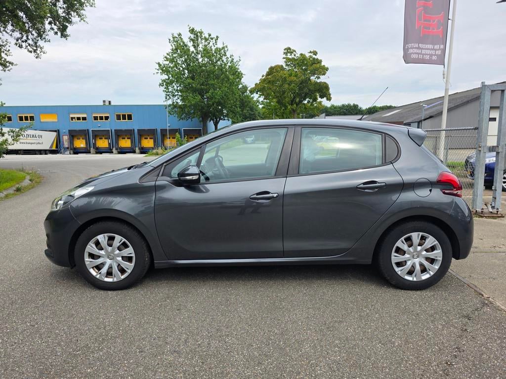 Peugeot 208 1.2 PureTech Active, Voorwielaandrijving, Gebruikt, 1199 cc, 82 pk
