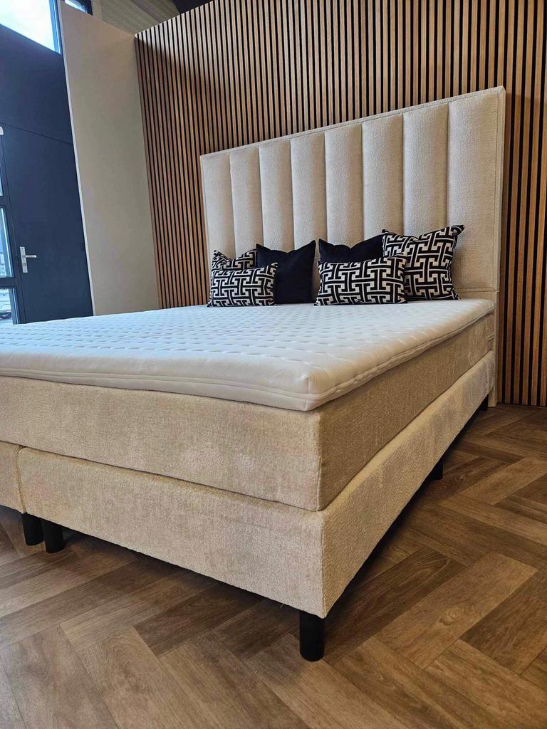 Boxspring 180x200 NIEUW teddy japandi bed, Ophalen of Verzenden, 180 cm, Crème, Stof