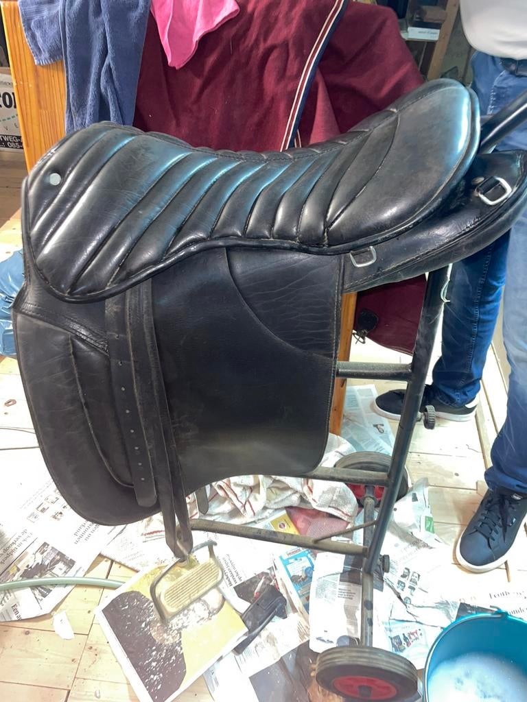 18 inch ijslander zadel, Ophalen of Verzenden, Zo goed als nieuw, Dressuur