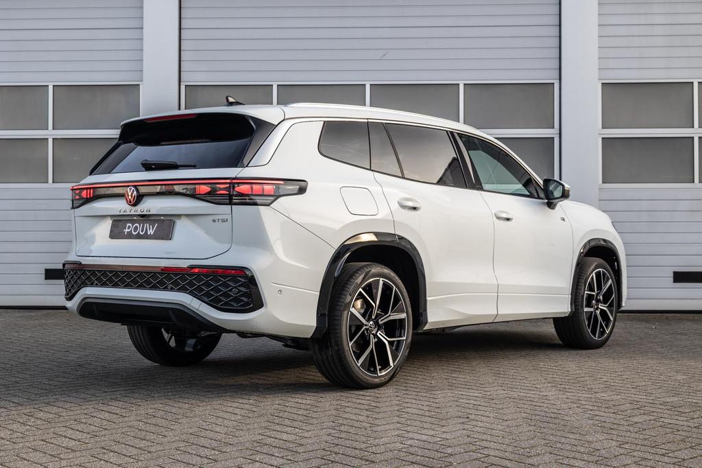 Volkswagen Tayron 1.5 eTSI 150pk DSG R-Line Edition 7p. | 36, Auto's, Volkswagen, 12 maanden, 4 cilinders, 7 stoelen, Wit