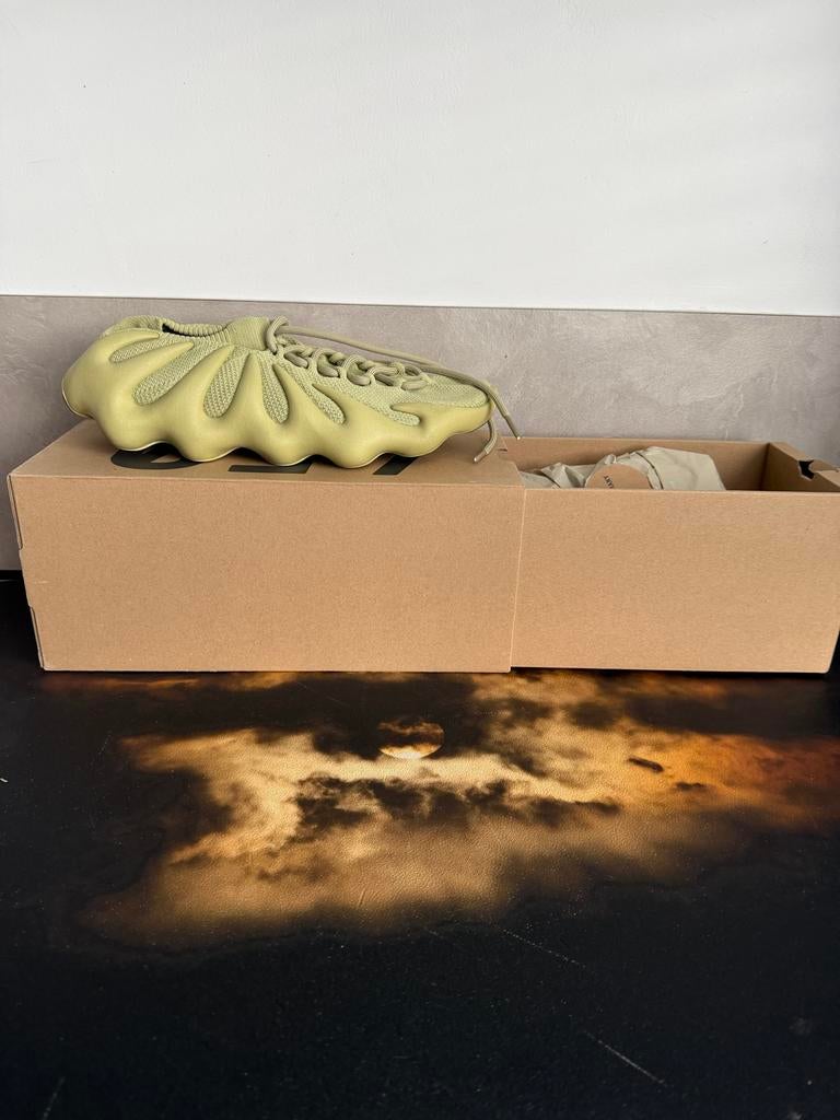 Yeezy 450 Resin - Nauwelijks gedragen (GY4110), Kleding | Heren, Schoenen, Overige kleuren, Ophalen of Verzenden, Sneakers of Gympen