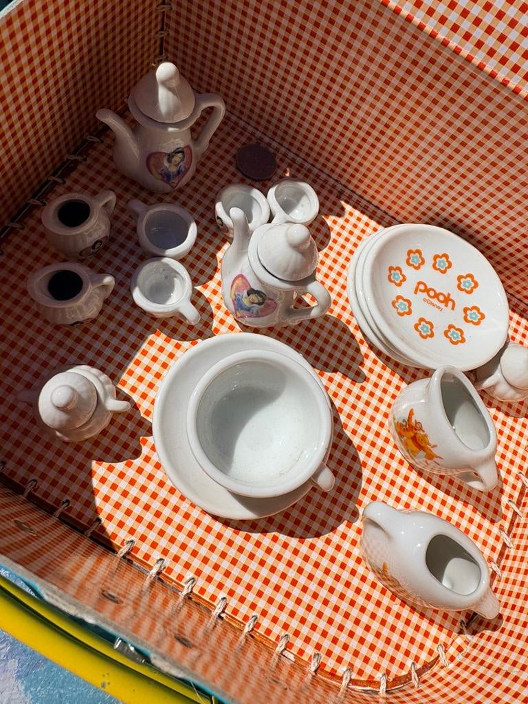 Kinder servies Winny de Pooh en sneeuwwitje, Ophalen of Verzenden, Zo goed als nieuw, Wanddecoratie