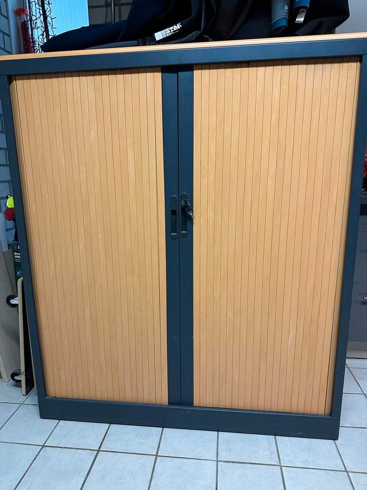 Archiefkast met schuifdeuren, Huis en Inrichting, Kasten | Roldeurkasten en Archiefkasten, Gebruikt, 100 tot 150 cm, 25 tot 50 cm