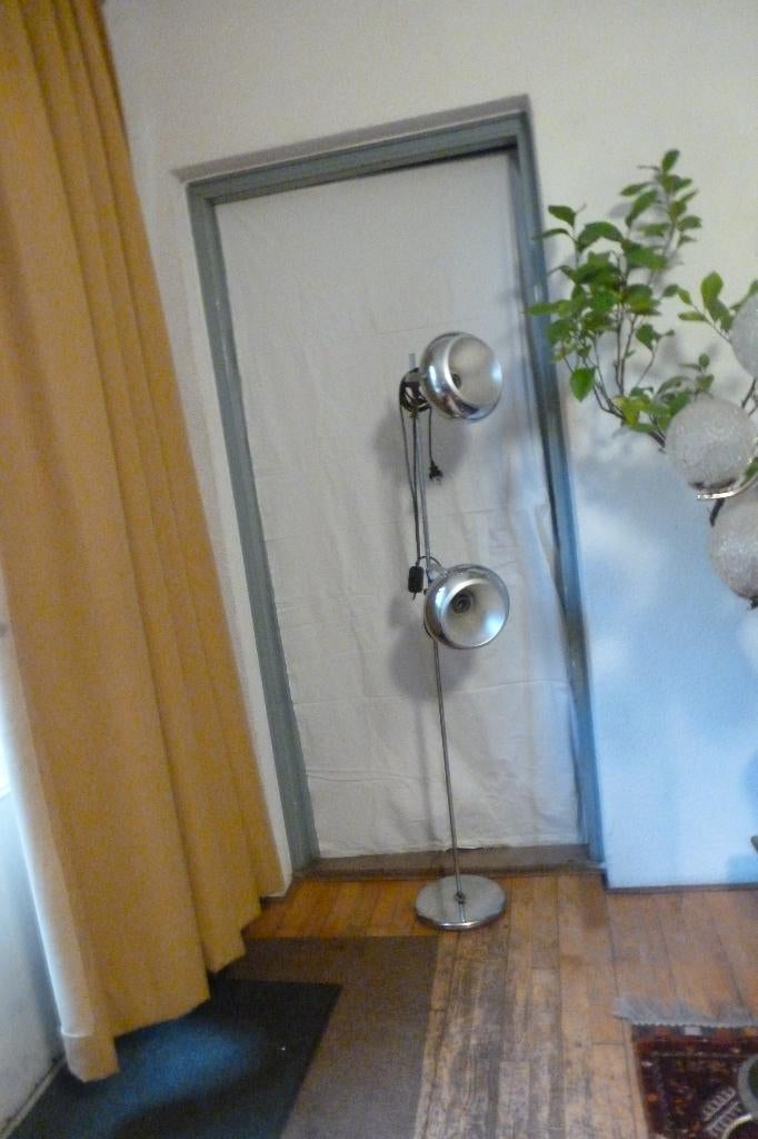 VLOERLAMP,sixties,zeventies,POP,MID-CENTURY,vintage,SPACEAGE, Huis en Inrichting, Lampen | Vloerlampen, Gebruikt, Ophalen of Verzenden