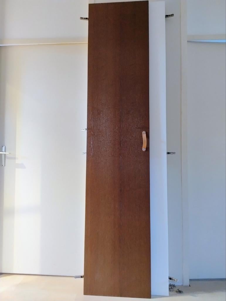 IKEA Pax deur met leren greep en scharnieren, Doe-het-zelf en Verbouw, Deuren en Horren, Ophalen, Gebruikt, Minder dan 80 cm, Binnendeur