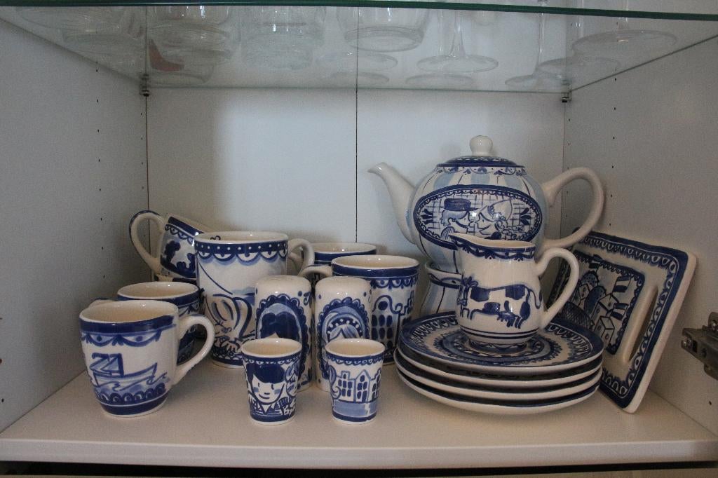 Servies Blond Amsterdam - Delfts Blond - alleen ophalen, Huis en Inrichting, Ophalen, Blond Amsterdam, Zo goed als nieuw, Aardewerk