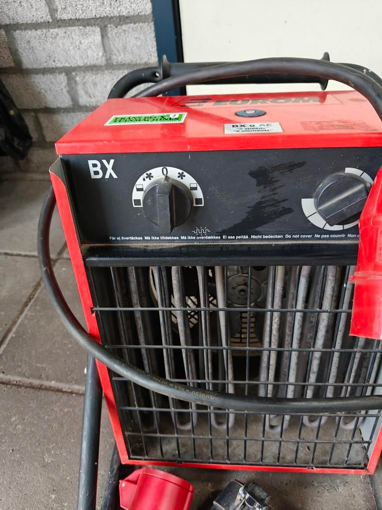 Elektrische Straalkachel 9000W met 20m Kabel, Doe-het-zelf en Verbouw, Verwarming en Radiatoren, Ophalen, 30 tot 80 cm, Gebruikt