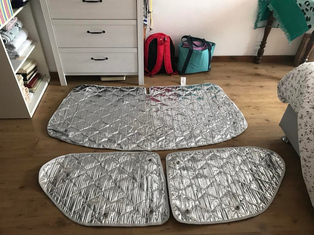 Set zonneschermen/isolatiematten voor auto, Ophalen of Verzenden, Gebruikt