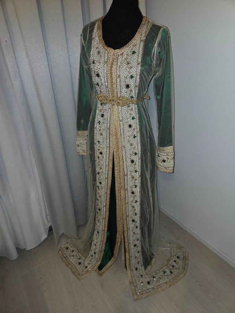 Marokkaanse jurk : Takchita 2 delig ( jelaba , kaftan, Maat 38/40 (M), Overige typen, Ophalen of Verzenden, Zo goed als nieuw