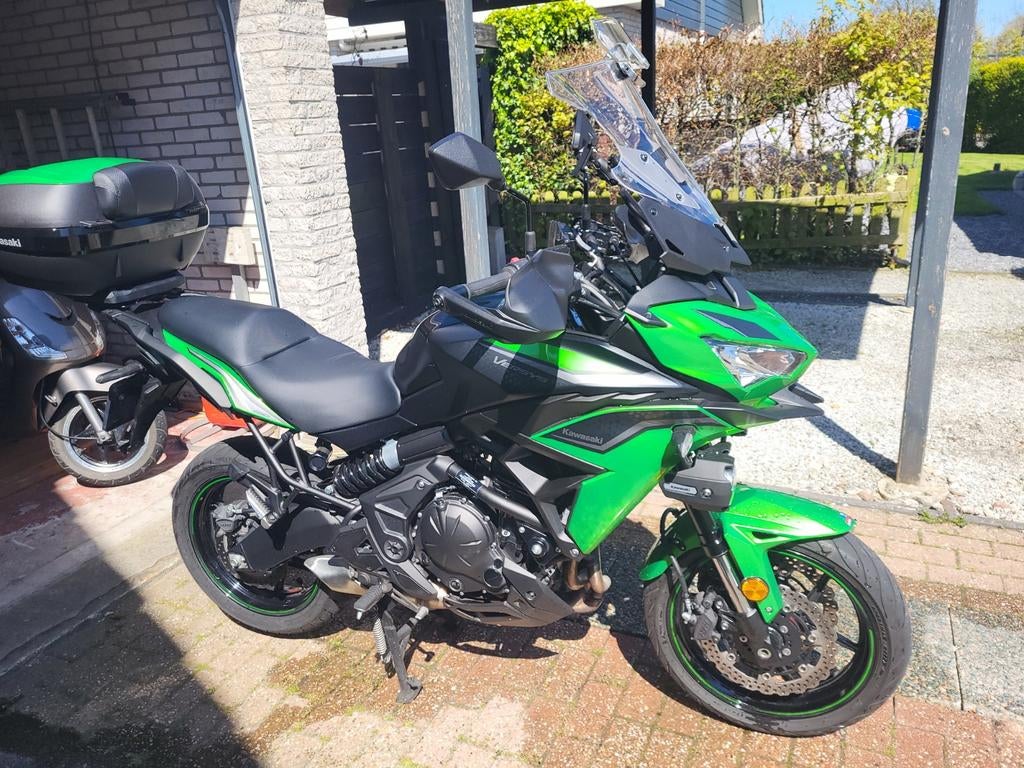 Gezocht kofferset versys 650 2022 kawasaki groen, Ophalen of Verzenden
