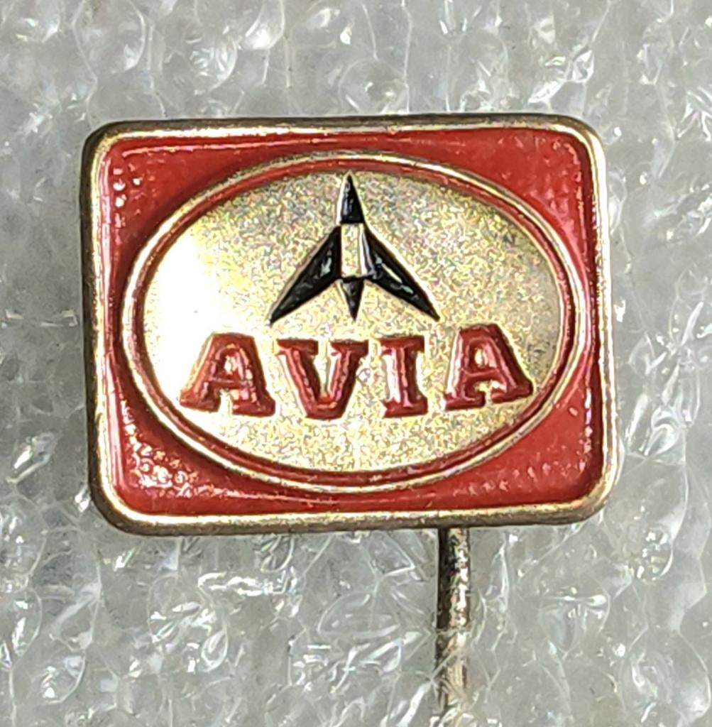 Vintage AVIA Speldje - Brandstof, Verzamelen, Ophalen of Verzenden, Gebruikt, Merk, Speldje of Pin