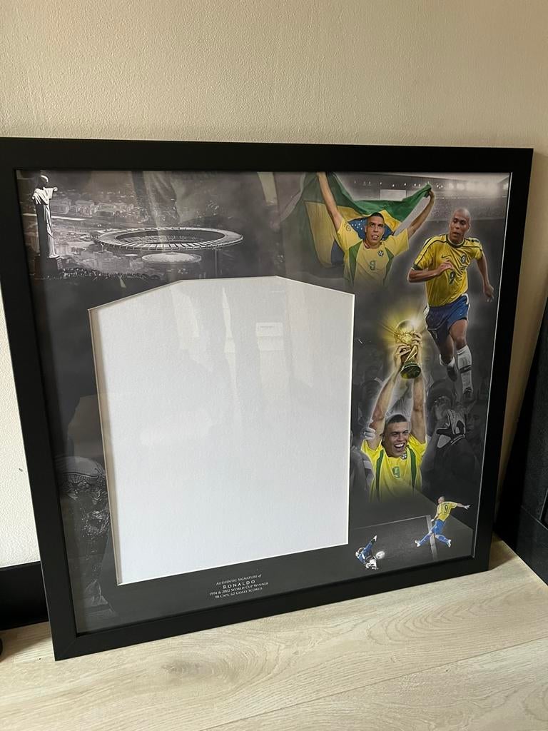 Ronaldo Nazario Lima Brazilie Frame 80x80, Verzamelen, Ophalen, Zo goed als nieuw, Buitenlandse clubs, Shirt