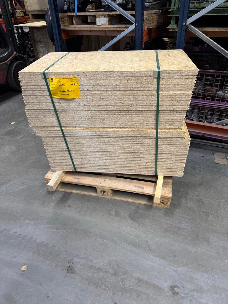 OSB plaat 18mm - 65 x 122 cm 5 euro per stuk, Doe-het-zelf en Verbouw, Ophalen of Verzenden, Nieuw, Hout, Minder dan 20 mm