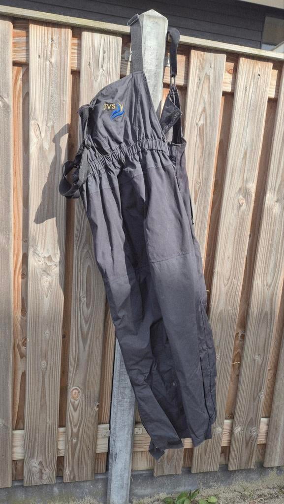 Vis pak maat xl, Ophalen, Kleding