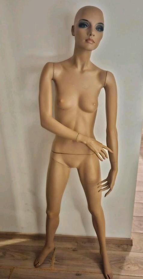 Mannequin / Paspop / Etalagepop vrouw, Verzamelen, Poppen, Ophalen