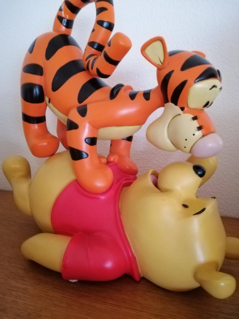 Disney beeld Pooh en Teigertje /   Tijgertje, Ophalen of Verzenden, Winnie de Poeh of vrienden, Beeldje of Figuurtje